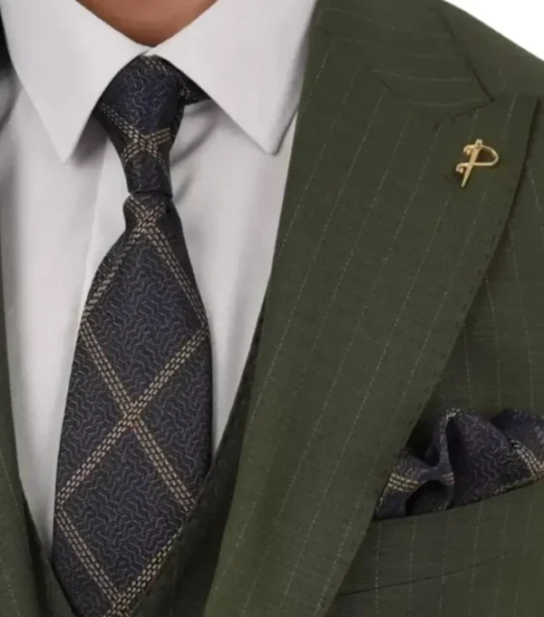 Zelvorn Pistachio Green Three Piece Suit Closer