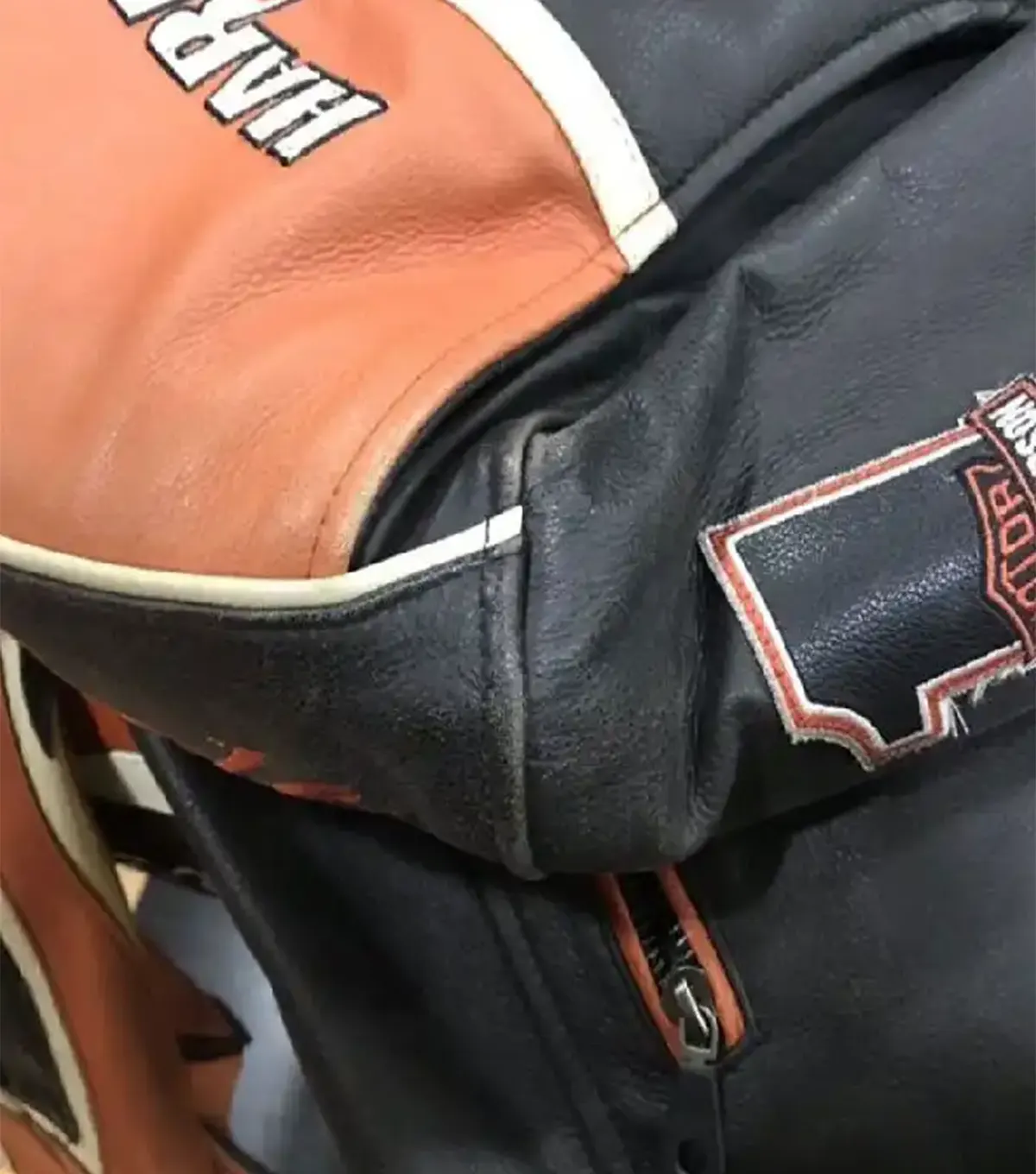 Harley Davidson Screamin Eagle Black Leather Jacket close up