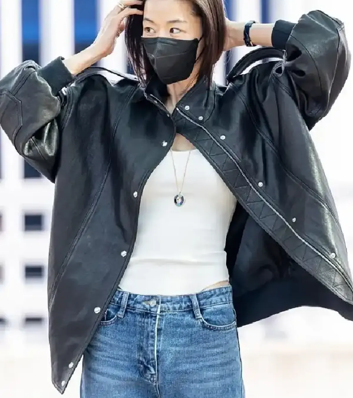 Jeon Ji-hyun Incheon International Airport 2026 Oversized Black Bomber Leather Jacket On Sale