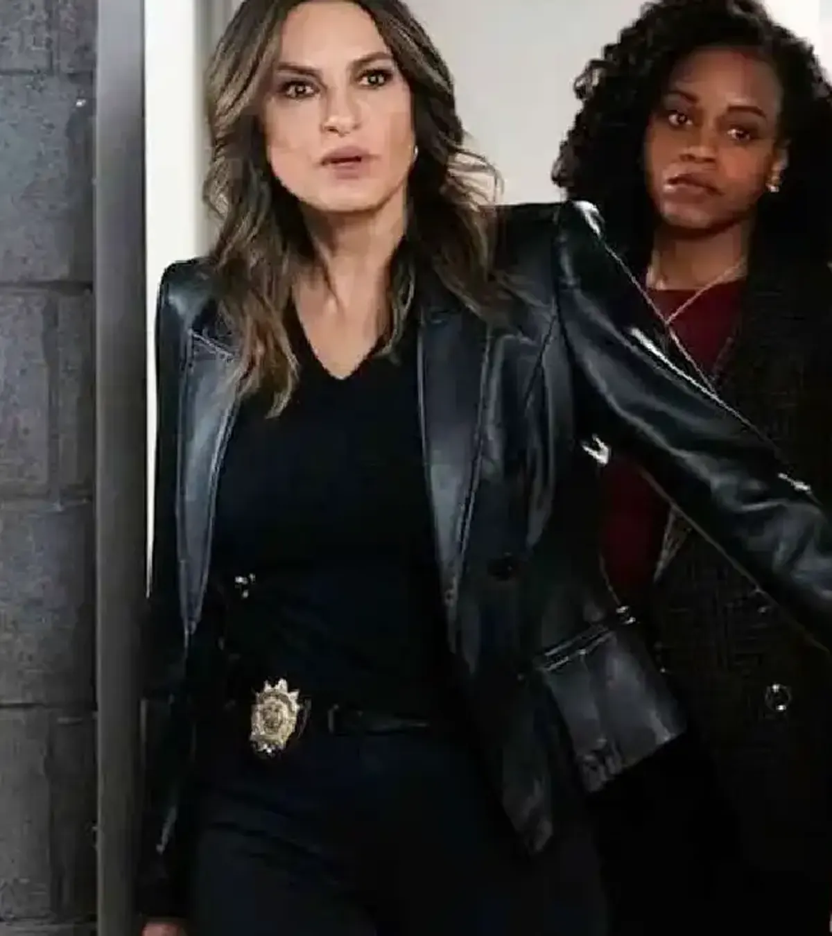 Mariska Hargitay Law and Order SVU S27 Leather Blazer